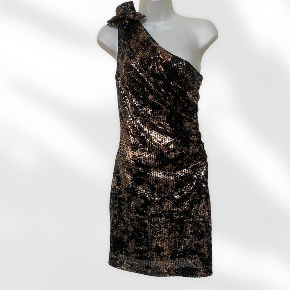 One Shoulder Black and Gold Sequin Dress Badgely Mischka - Picture 1 of 9